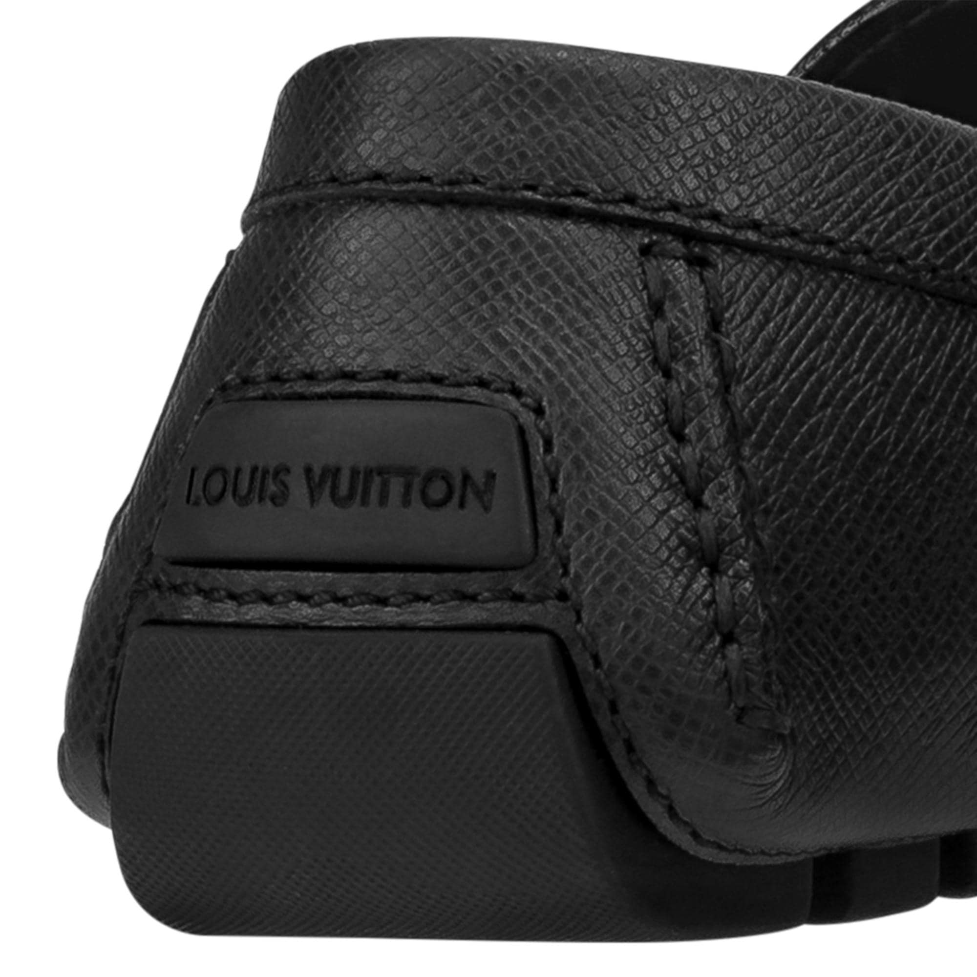 LOUIS VUITTON ブラック モカシン LV Monza Taiga - Shoes | LOUIS VUITTON